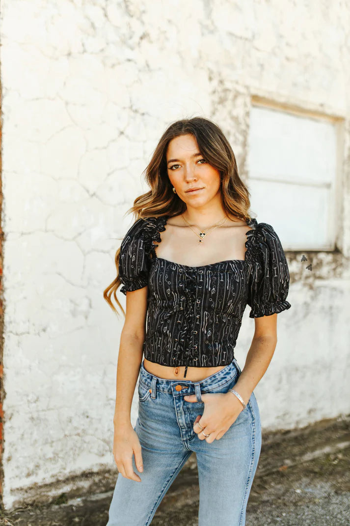 SNAFFLE BIT QUEEN CROP TOP