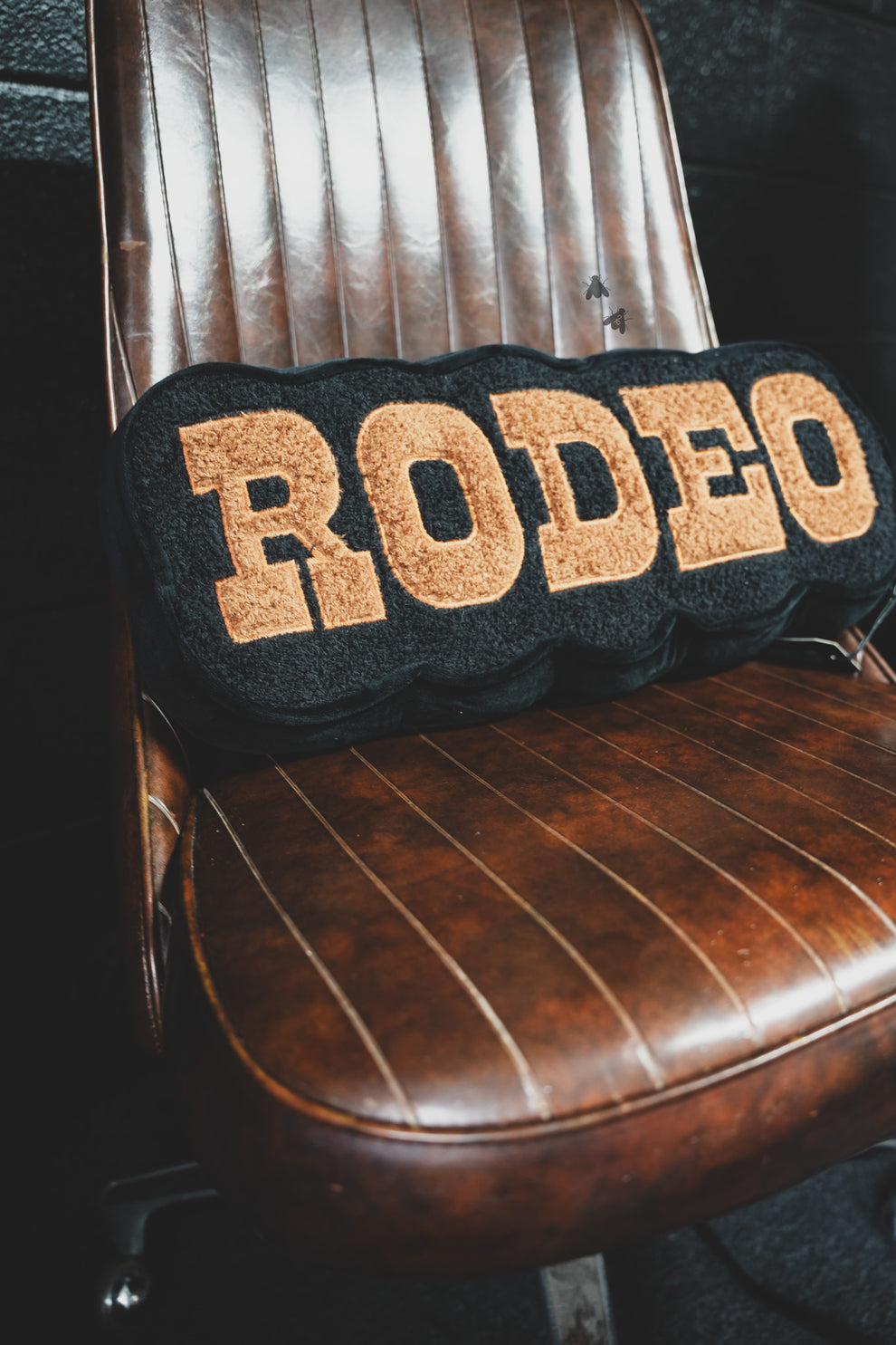RODEO READY PILLOW *2 colors*