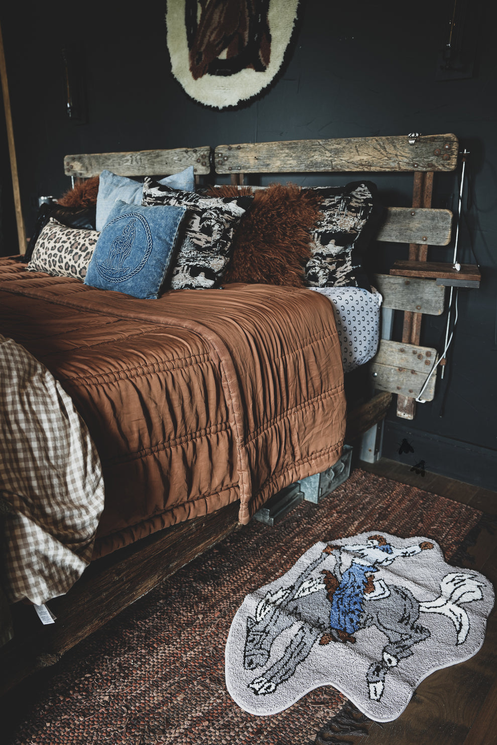 RODEO RUG *BRONC BUSTER