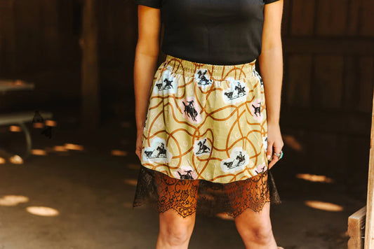 LACE WILD SKIRT