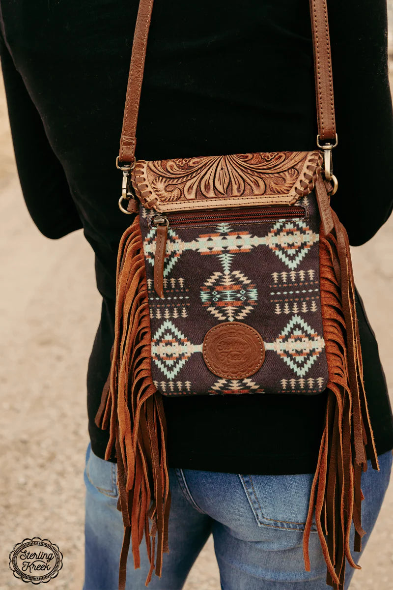 NITA LAKE CROSSBODY BAG