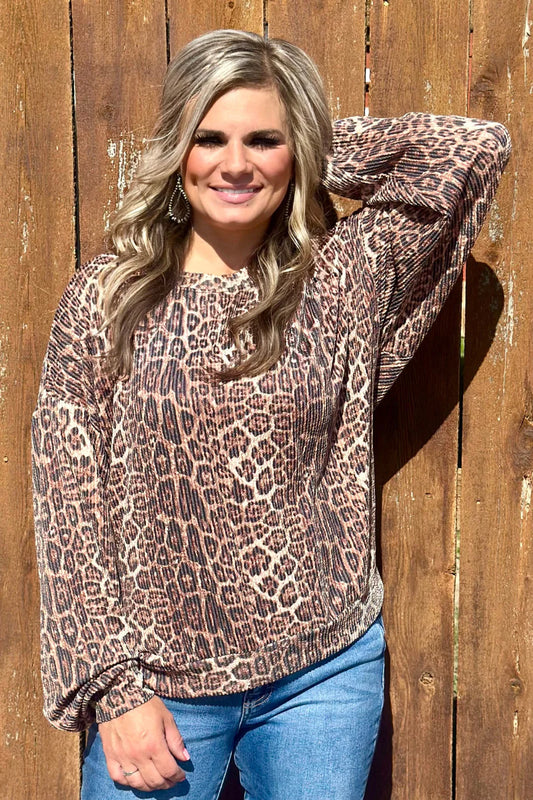 HEAR ME ROAR SWEATER TOP
