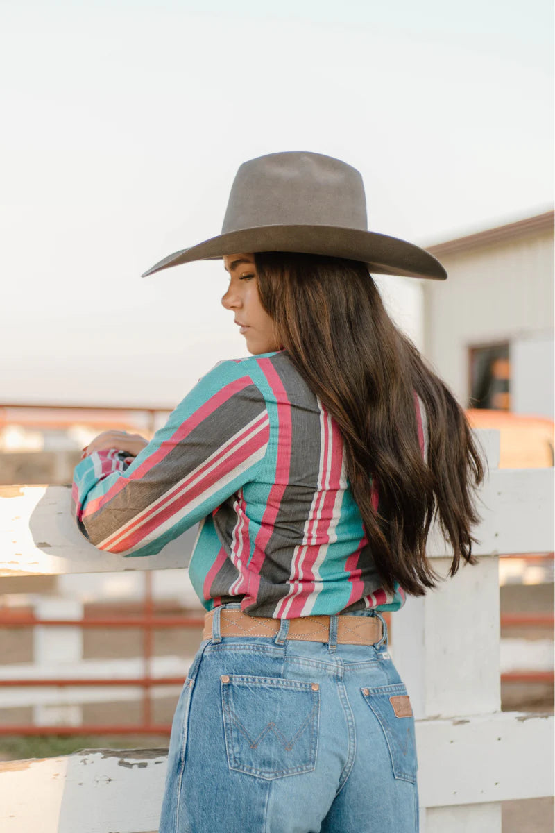 NEW TO COUNTRY BUTTON UP