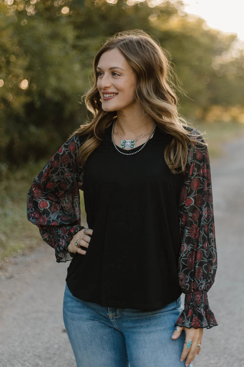 PEARLS IN DECEMBER TOP